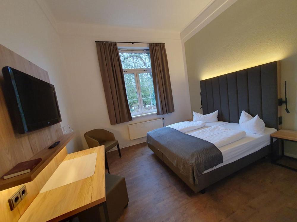 Gasthaus & Hotel Gruenhof Frankfurt  Esterno foto